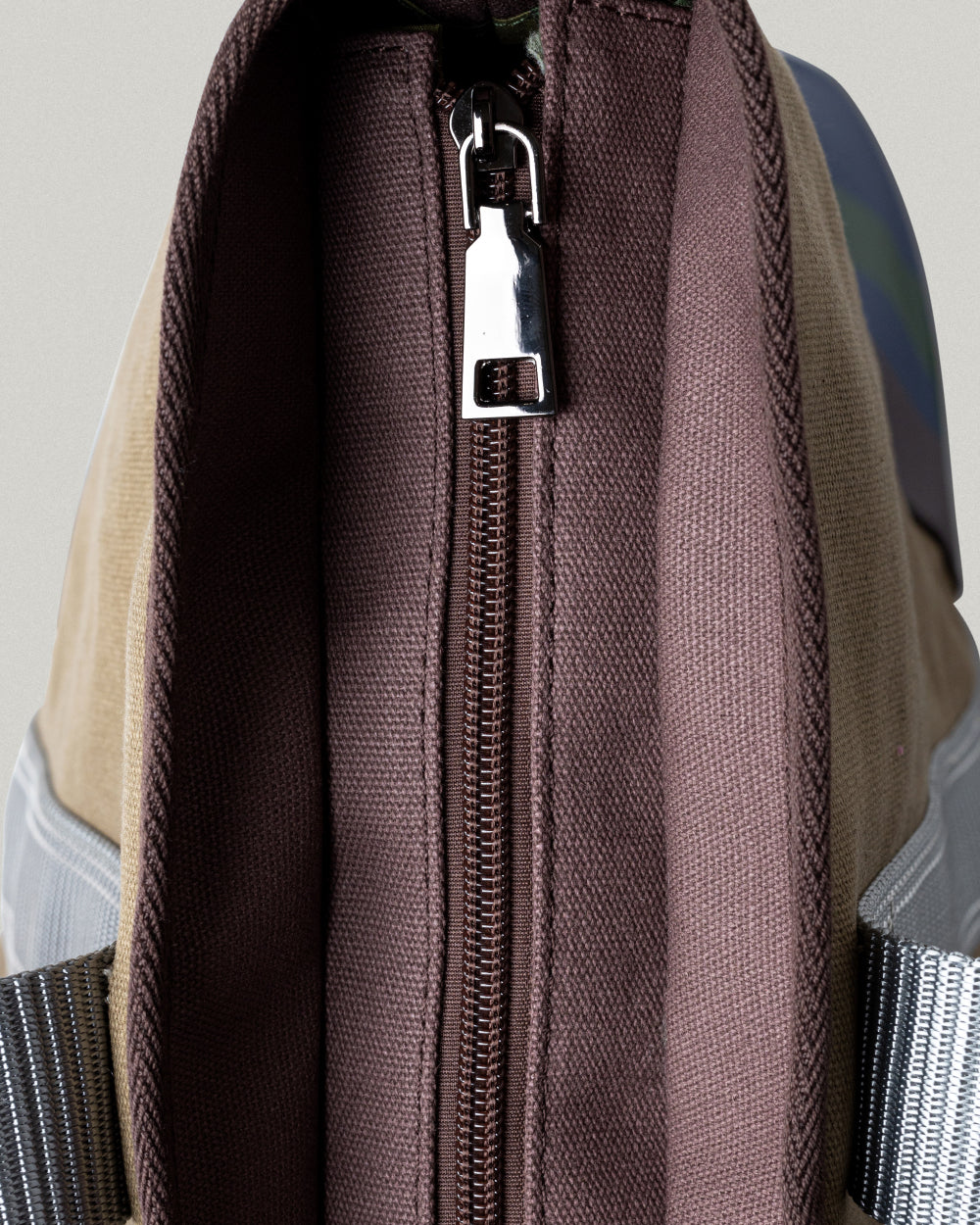 Studio Tote - Khaki
