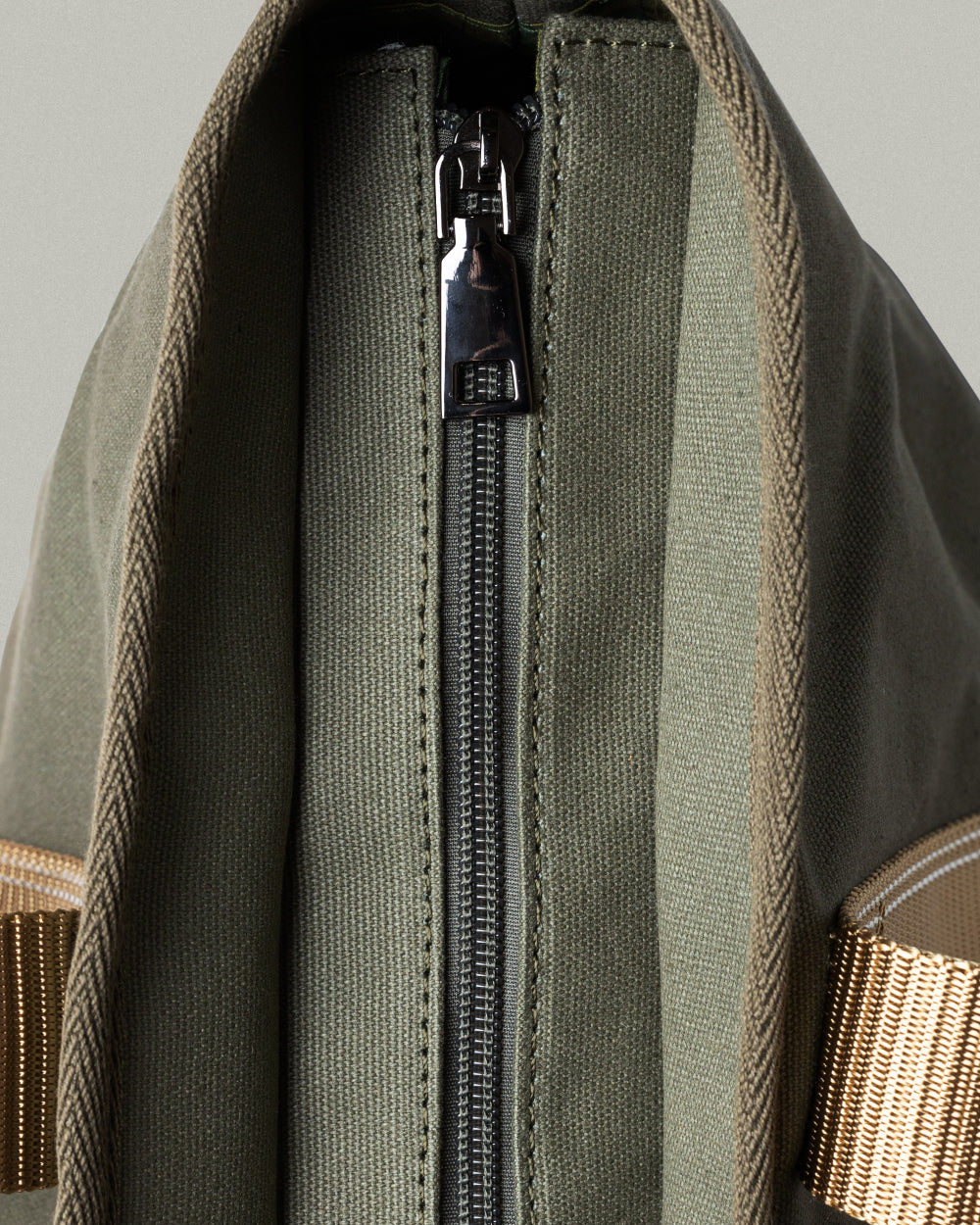 Studio Tote - Light Sage